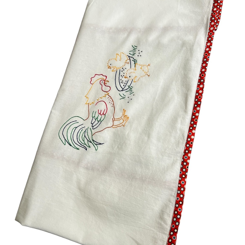 Vintage Mid Century Hand Embroidered Rooster Daddy & Chicks Tablecloth